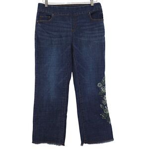 Women’s The Pioneer Woman Jean Capri Pants With Green Detailed Embroidery Small